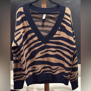 Varley Sweater size S